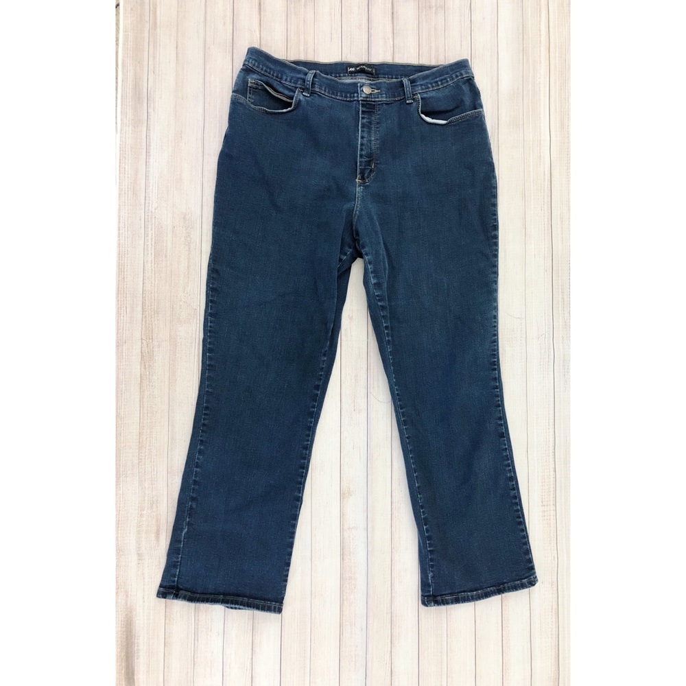 Lee Relaxed Fit Blue Jeans Size 16